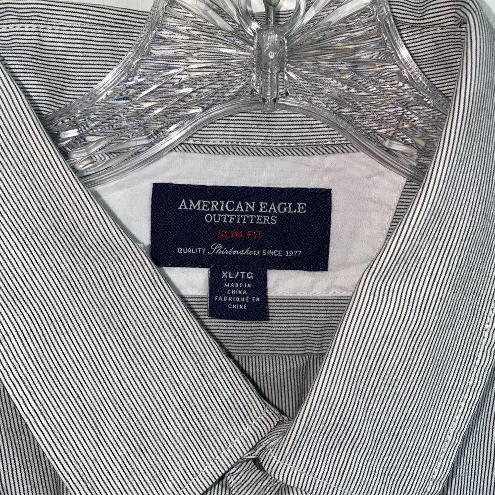 American Eagle Slim Fit XL  EUC - Picture 2 of 3